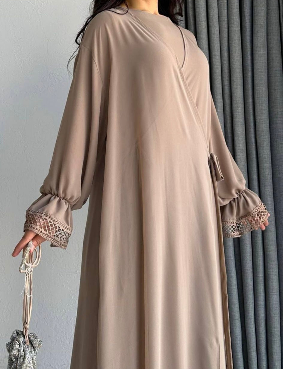 Modaala Abaya