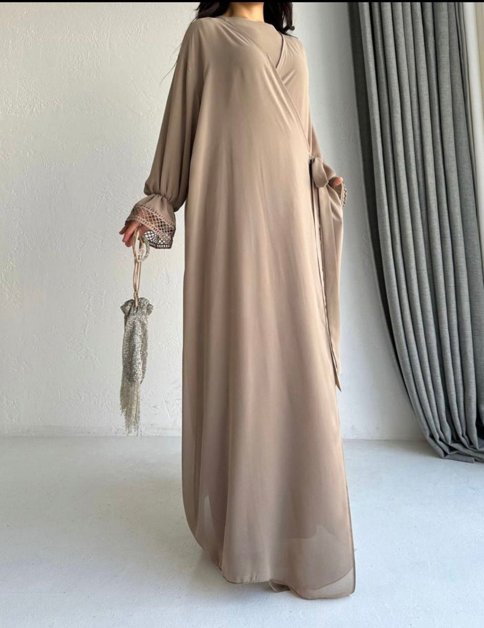 Modaala Abaya
